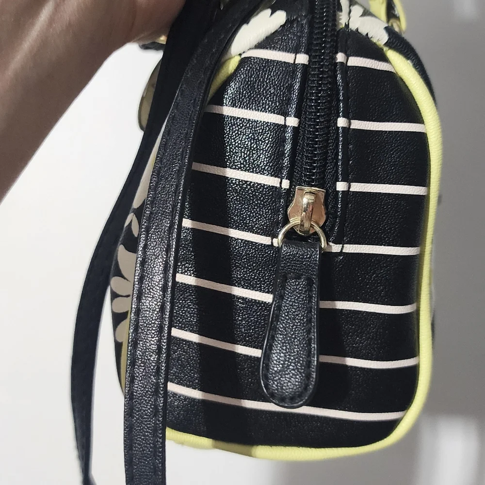 Sold - Picture 2 of 5